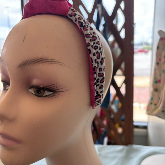 Hard Headband - Picture 3 of 3